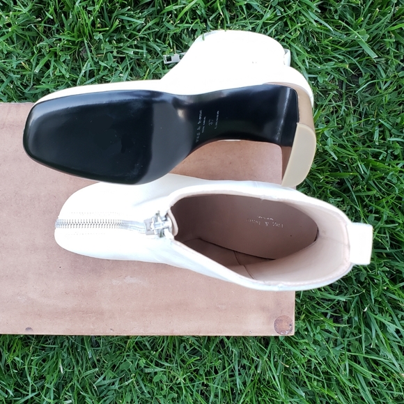 Edgy Chic Rag & Bone Front Zip Booties - Picture 8 of 8